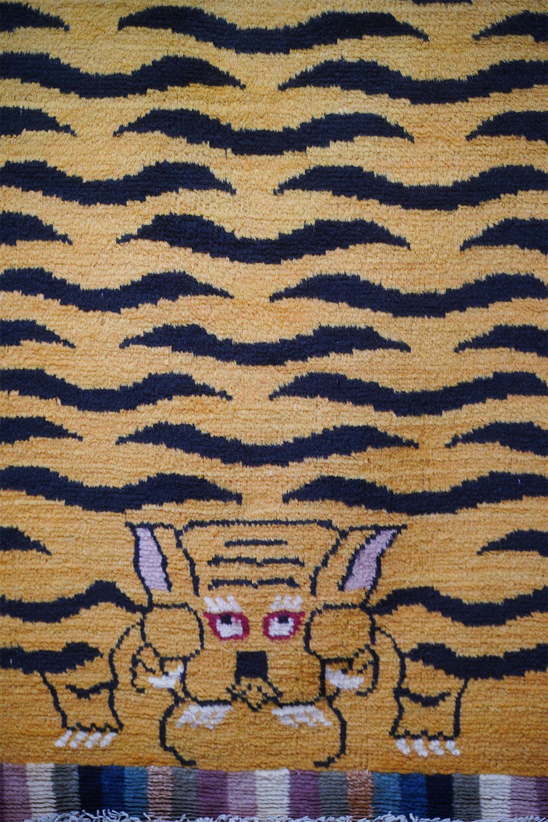 Chinese Ningxia Rug | Golden Tiger Pelt Twin Heads | Detail View