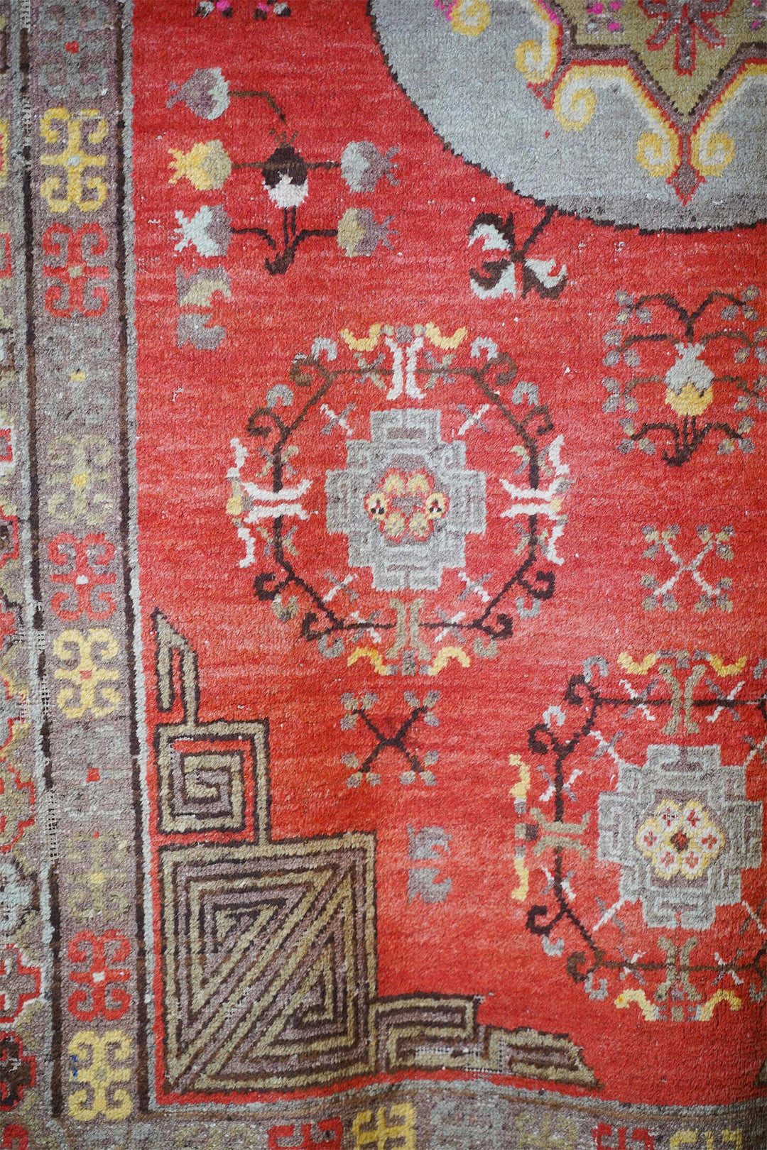 East Turkestan Khaden Rug | Khotan Roundel Medallions | Detail View