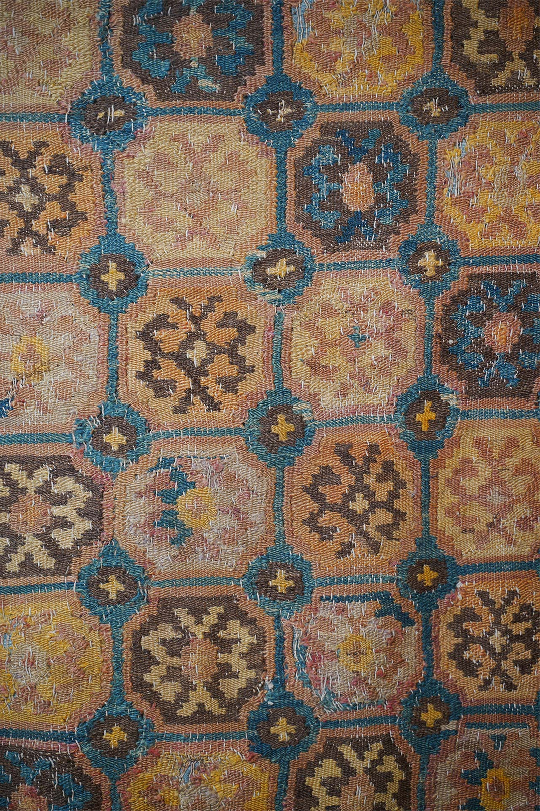 East Turkestan Khotan Kilim | Octagonal Compartment Abrash Terracotta | Detail View