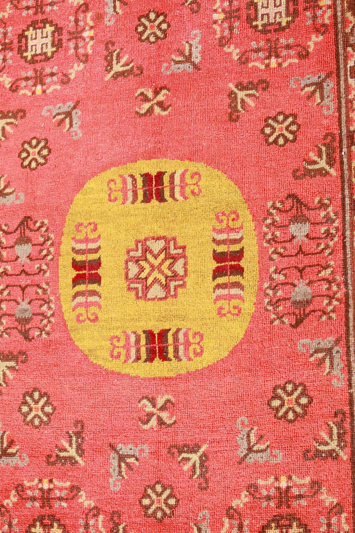 East Turkestan Rug | Golden Pomegranate Central Medallion | Detail View