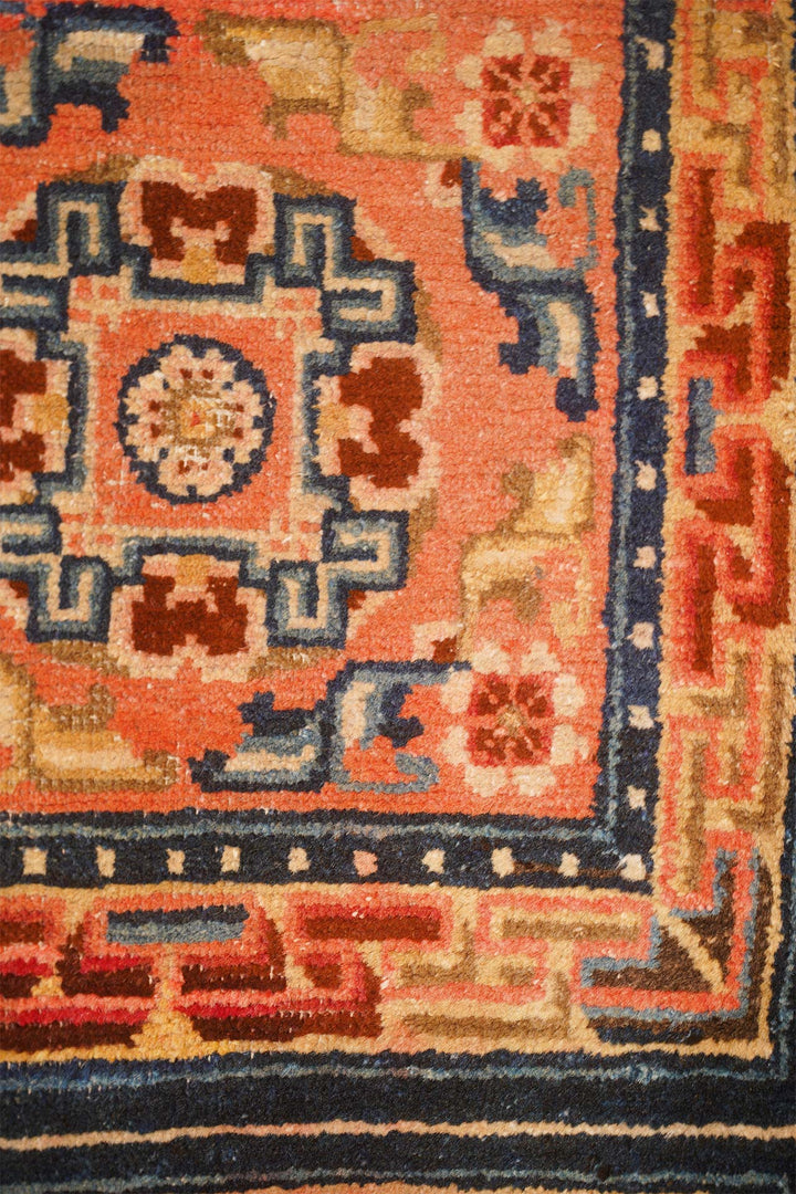 Hand-Knotted Tibetan Runner | Panel Medallion Corridor Design | Detail View