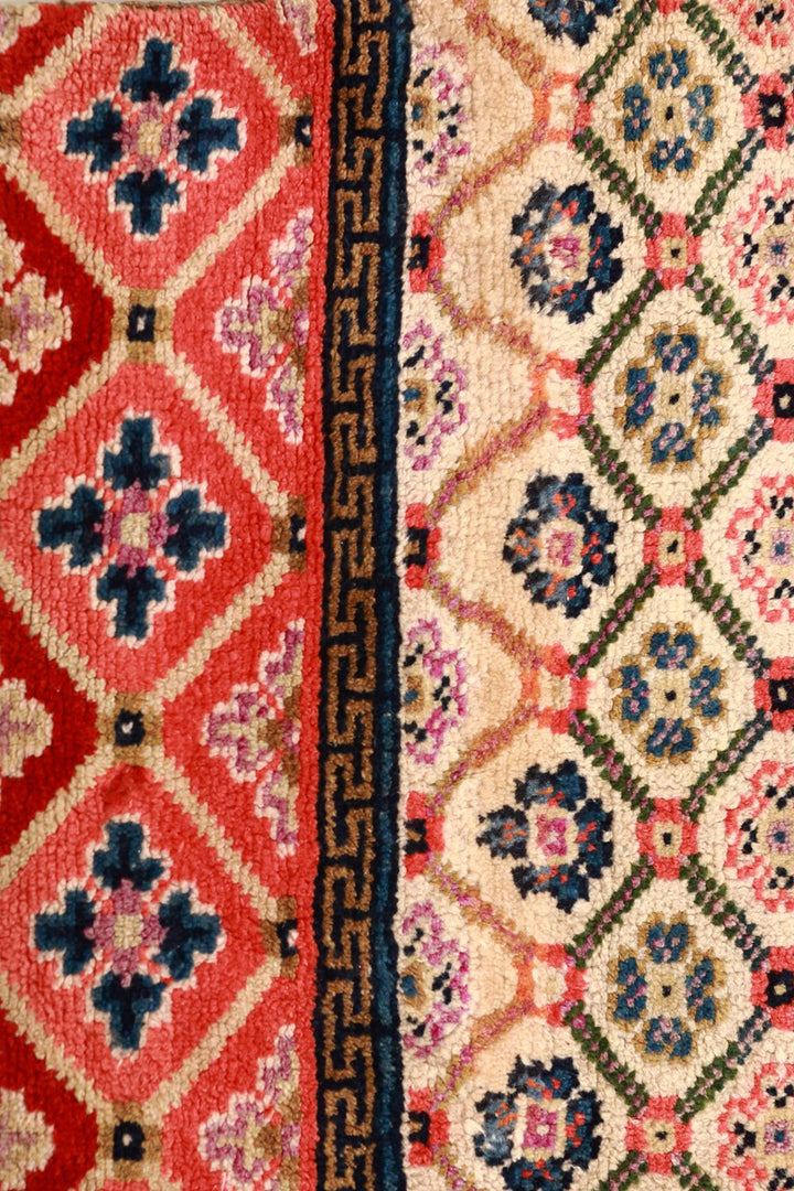 Horse Blanket, Tibetan Rug | Diamond Medallion | Detail View