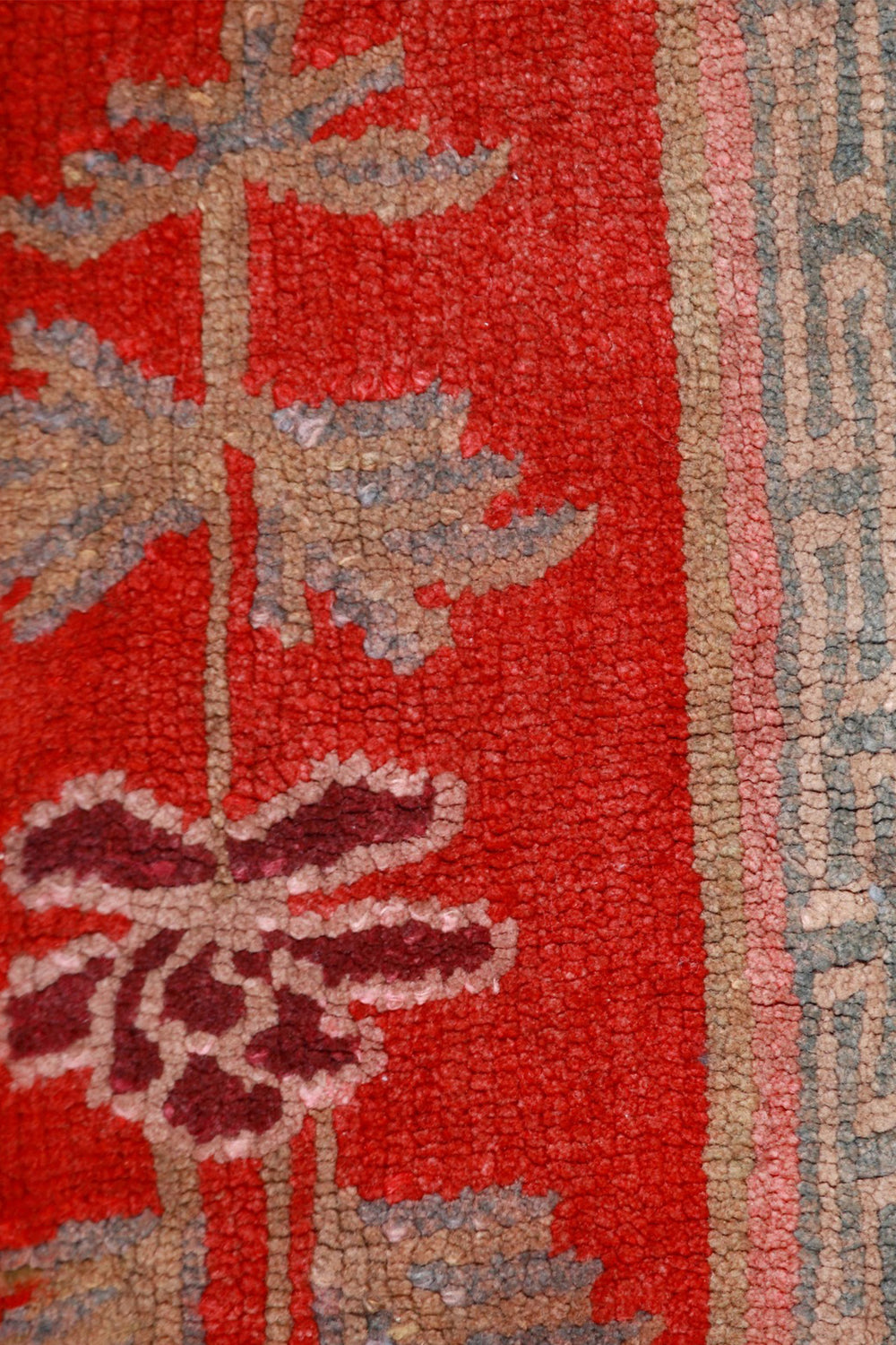 Horse Blanket, Tibetan Rug | Floral Medallion | Detail View