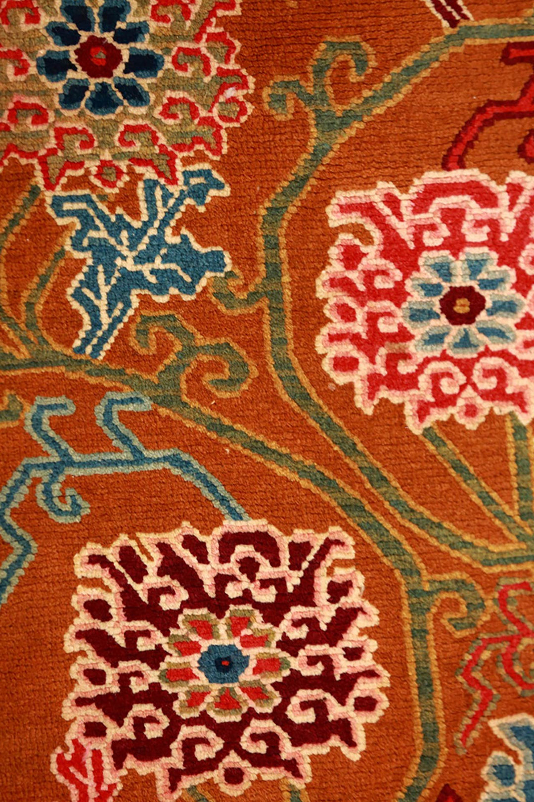 Horse Saddle Rug, Tibetan Rug | Saffron Vine Medallions | Detail View