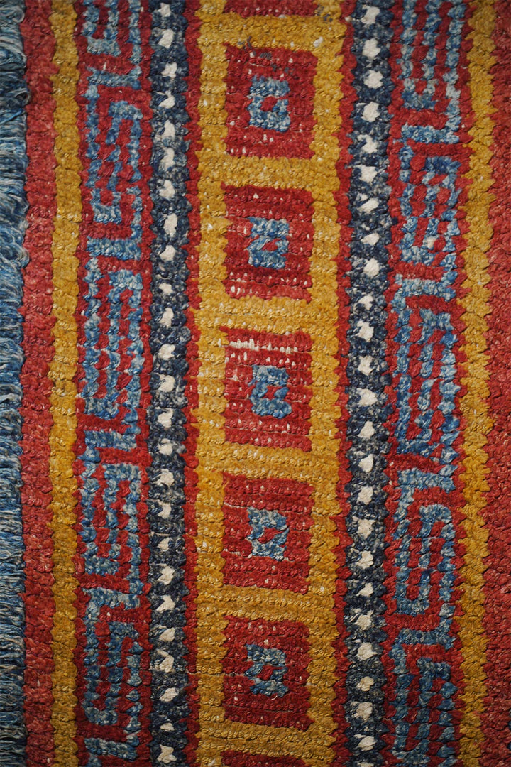 Tibetan Warp-Faced Runner | Soft Geometry Field | Detail View